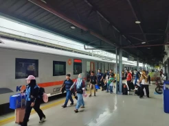 Arus Mudik 21-27 Maret, KAI Sudah Layani 1,2 Juta Penumpang