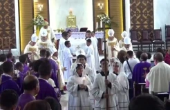 Misa Pemakaman Mgr Petrus Turang Dihadiri Ribuan Umat Katolik