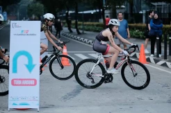 Ratusan Peserta Meriahkan Triathlon Buddies di GBK
