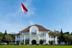 Bill Gates Akan Uji Coba Vaksin di Indonesia, Bio Farma Perkuat Kemandirian Berantas TBC