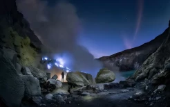 Panduan Liburan Seru ke Banyuwangi: Blue Fire, Pantai Rahasia, Plus Bus Nyaman!