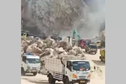 Detik-detik 20 Orang Diduga Tertimbun Longsor Gunung Kuda Cirebon, 5 Orang Tewas