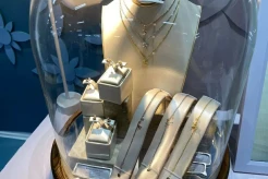 Maddie Jewellery Rilis Koleksi Baru, Angela Tanoesoedibjo Fokus Keamanan dan Budaya Lokal