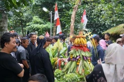 Ribuan Warga Peringati Tradisi Sidekah Bumi, Universitas Pancasila Hadirkan Dukungan Berkelanjutan