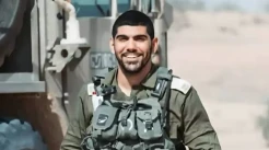 Tentara Israel yang...
