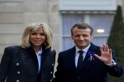 Presiden Macron Akan...