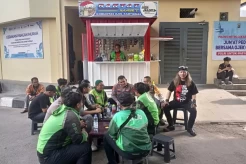 Berdayakan Komunitas...