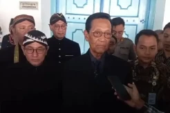 Sri Sultan HB X Melayat Almarhum Raja Keraton Solo Paku Buwono XIII