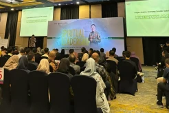 Kepemimpinan Harus Memberikan...