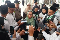 Mitigasi Haji 2026, Alissa Wahid: Komunikasi Verbal Lebih Efektif Amankan Jemaah Lansia