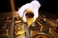 Harga Emas Diramal Tembus Rp3 Juta per Gram, Sentimen Perang Jadi Pemicu