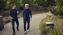 Siapa John Ternus, Bos Baru Apple Pengganti Tim Cook?