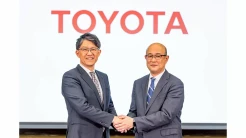 Raksasa Jepang Tumbang? Toyota dan Honda Terjepit Biaya Global dan Dominasi China