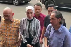 Tak Mau Damai, Erin...
