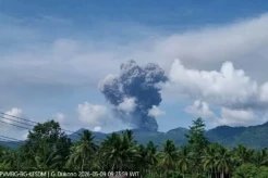 Tiga Kali Erupsi, Aktivitas Vulkanik Gunung Dukono Masih Tinggi