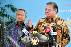 Ekspor Komoditas Satu Pintu, Airlangga Minta Investor Asing Tetap Tenang dan Percaya Pemerintah