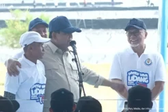 Prabowo Berkelakar Soal Reshuffle Zulhas usai Salah Sebut Nama Desa di Kebumen