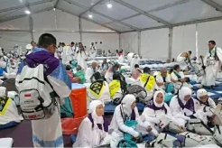 Perjalanan Haji di Mina, DPR: Ada Jemaah 9 Jam di Tenda Tak Dapat Makan Akhirnya Drop