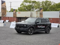 SUV Boxy Lagi Naik Daun, Jetour T1 Mau Jadi Raja Baru Jalanan Kota