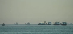 IRGC Izinkan 24 Kapal Melewati Selat Hormuz