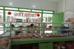 Purbaya Belum Percaya Daya Beli Mulai Lesu di Warteg: Nanti Saya Cek Lagi