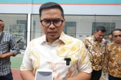 Bantu Orang Tua Siswa,...