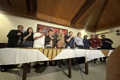Ade Darmawan Minta Jaksa...