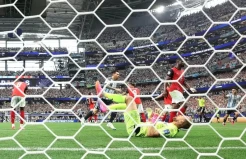 Pecahkan Rekor Piala...