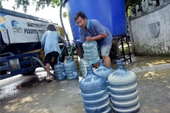 Atasi Kekeringan, Warga...