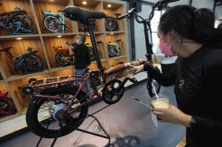 Peluncuran Sepeda Motif Batik United Bike di PIK 2