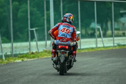 Alami Crash, Fabio Di Giannantonio Nebeng Marshal Naik Motor Matic Keluar Trek