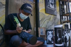 Kreatif, Warga Gunungpati Semarang Ini Sulap Limbah Paralon Bekas Bernilai Jual