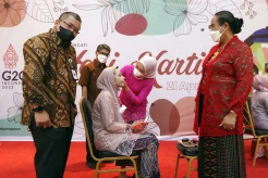 Melihat Keseruan Karyawan PP Kemayoran saat Lomba Peringatan Hari Kartini