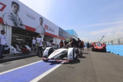 Begini Suasana H-1 Jelang Balapan Formula E di Ancol