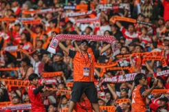 Potret Antusiasme The Jack Mania Dukung Persija di Stadion Patriot Candrabhaga