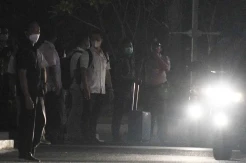 Penyidik KPK Geledah Gedung Plaza Summarecon Bekasi
