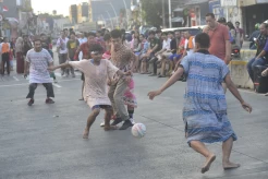Sepak Bola Daster Ala Warga Kampung Pulo