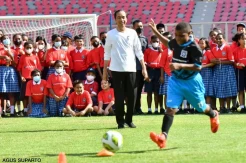Jokowi Resmikan Papua Football Academy di Stadion Lukas Enembe Jayapura