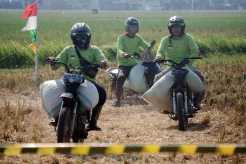 Balap Motor Ojek Gabah di Desa Tegalsari Batang