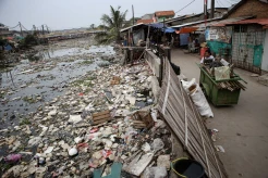 Kali Dadap Tangerang Dipenuhi Sampah