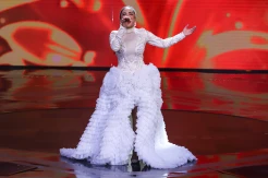 Krisdayanti Meriahkan Babak Grand Final Mrs Worldwide Indonesia 2022