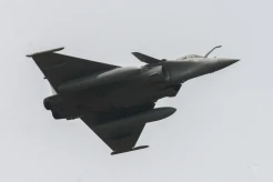 Terbang di Langit Jakarta, Begini Penampakan Jet Tempur Si Pembawa Nuklir Dassault Rafale