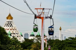 Melihat Keindahan Wajah Baru TMII dari atas Kereta Gantung