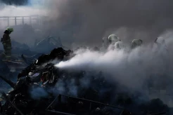 Kebakaran Hanguskan Lapak di Kedoya Selatan