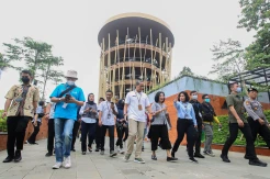 Sandiga Uno Tinjau Persiapan TMII Jelang Perayaan Malam Tahun Baru
