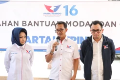 Peduli UMKM, Partai Perindo Bagikan Dua Gerobak dan Modal Usaha