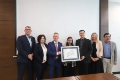 Tingkatkan Kurikulum dan Lulusan Berkualitas, MNC University Gandeng Macquarie University