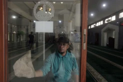 Aksi Bersih-bersih Masjid Jelang Bulan Ramadan