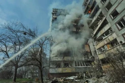 Gedung di Zaporizhzhia Dihantam Rudal Rusia, 1 Warga Tewas dan Puluhan Terluka