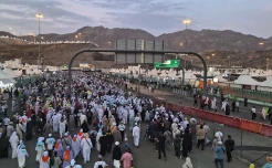 Puncak Haji Berakhir, Jemaah Haji Indonesia Tinggalkan Mina